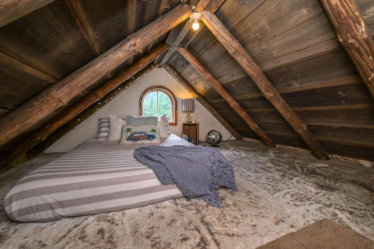 A Rustic Cabin In The Woods Оранджвилль Экстерьер фото